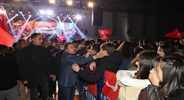 Belediye Başkanı Rasim Arı: Eğer Bugün Cumhuriyet Varsa O Cumhuriyetin Bir Başkahramanı Var.