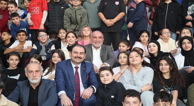 Başkan İbrahim Sandıkçı Öğrencilerin İftar Heyecanına Ortak Oldu