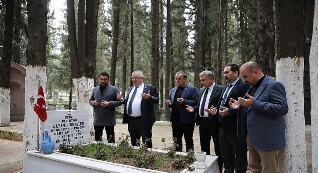 Edremit Belediyesi’nden Şehitliklerde Anlamlı Çalışma