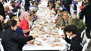 İşte İzmir’in iftar programı Büyükşehir Ramazan bereketini kente yayacak