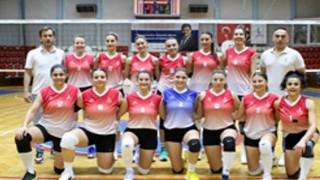 Celal Atik Spor Salonu’nda parke ısınıyor